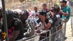 Thousands Pass Through New Serbian Migrant Center