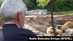 Nadomak kuće obitelji Hodžić u Kaćunima u centralnoj Bosni, uskoro će biti izgrađena mini hidroelektrana.