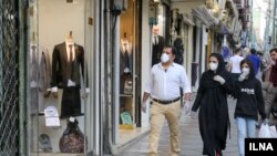 آقای میرزایی همچنین گفت که دولت حسن روحانی در بدترین شرایط مالی ۷۰ سال گذشته قرار دارد