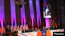 Armenia - General Manvel Grigorian (L) addresses a congress of his Yerkrapah Union of Nagorno-Karabakh war veterans in Yerevan, 18Feb2012.