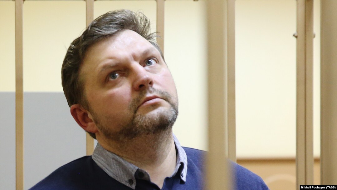 Никита Белых в здании суда. 21 декабря 2016 года 