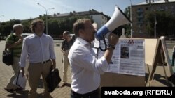 На Камароўцы агітавалі за выбары і за байкот