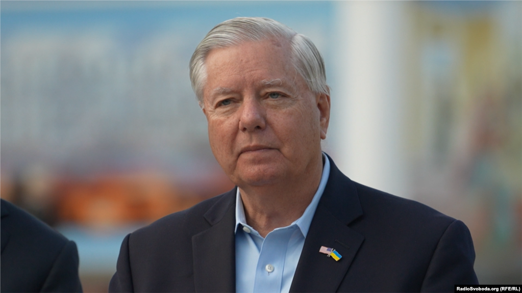 Thượng nghị sĩ Mỹ Lindsey Graham, một người ủng hộ hàng đầu của đảng Cộng hòa đối với Ukraine, qua đời ở tuổi 71.
