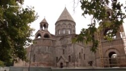 Մայր Աթոռը դրական է արձագանքում Քոչարյանի՝ որևէ սրբազանի նախագահ առաջադրելու առաջարկին