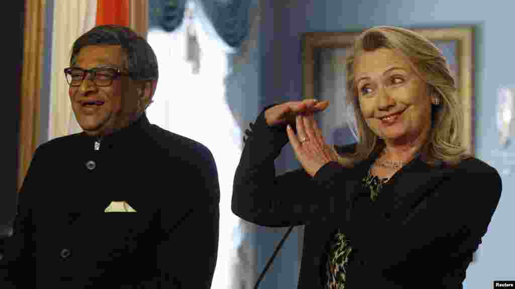 SAD - Američka državna tajnica Hillary Clinton na konferenciji za novinare sa ministrom spoljnih poslova Indije, S.M. Krišnom, Washington, 13. juni 2012. Foto: Reuters / Gary Cameron