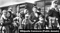 Німці-біженці на шляху з Чехословаччини до Німеччини, 1945 рік