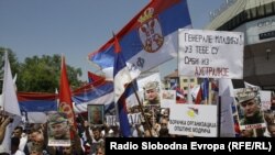 Басьнійскія сэрбы пратэстуюць супраць экстрадыцыі Младзіча