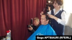 როი პლაკნეტი ტირძნისის სილამაზის სალონში