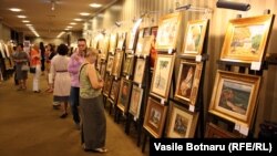Expoziţie de artă română şi basarabeană
