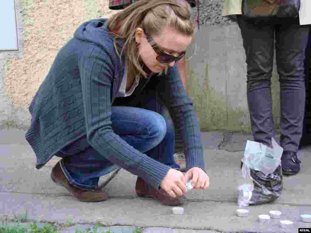 Proteste la ambasada Republicii Moldova la Praga