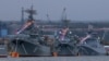 Frefgatele marincei ruse Ladni, Pitlivi și Amiral Essen ancorate la Sevastopol, Crimeea, 24 iunie 2020.
