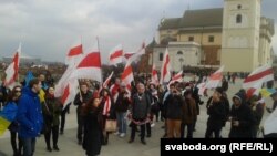 Дзень Волі ў Варшаве. На Замкавай плошчы