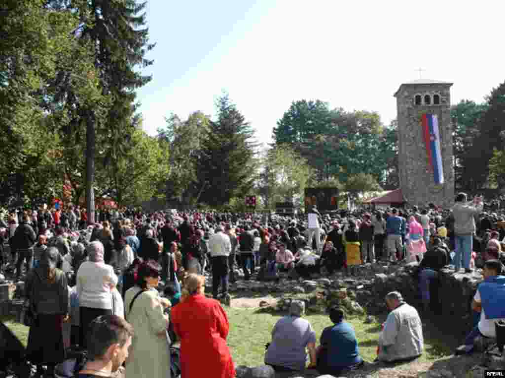 Ustoličenje patrijarha Irineja u Pećkoj patrijaršiji - Foto: Amra Zejneli