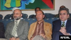 د افغانستان د اطلاعاتو او فرهنګ وزير سيدمخدوم رهين، د بيارغاونې په چارو كې د ولسمشر مشاور انجنيير يوسف پښتون او په كابل كې د پولينډ او پاكستان سفيران