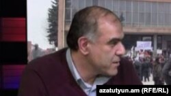 "Сайланбалы парламент" оппозициялық тобының жетекшісі Гарегин Чугасян.
