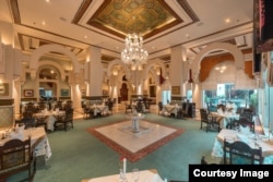 АКШ-Иран делегацияларынын сүйлөшүүсү өтөрү күтүлүп жаткан мейманкана