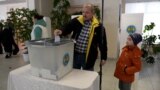 Moldovan Voters Have High Hopes In Nail-Biting Presidential Runoff