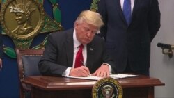 Трамп видав указ про заборону на прийом сирійських біженців у США (відео)