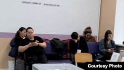 Референдум-2026. Картина на избирательном участке №388 в Алматы