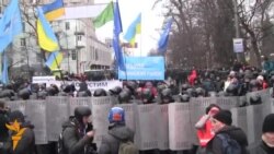 Учасники Євромайдану блокують урядовий квартал