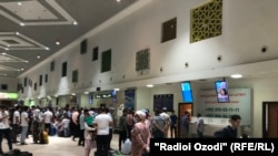 Шикоят аз тамаъҷӯии кормандони фурудгоҳи Душанбе дар гузашта кам набудааст.