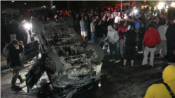 У Львові ввечері 8 липня під час проведення заходів оповіщення група невідомих заблокувала, перекинула і пошкодила автомобіль військових ТЦК, відомо, що постраждали двоє військових