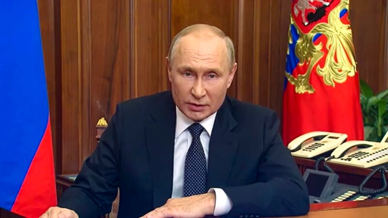 Путин: Западот сака да ја уништи Русија