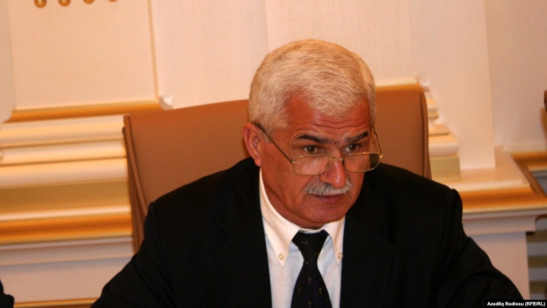 Gülağa Aslanlı 