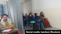 Universitatea din Kabul: noile aranjamente în sălile de curs după venirea la putere a milițiilor Taliban, Afganisnta, 6 septembrie 2021.