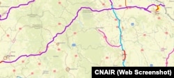 Autostrada A8, între Târgu Mureș-Tg. Neamț-Iași-Ungheni (linie mov, orizontală) are 304 kilometri. La Pașcani (linie verticală, albastru deschis), se intersectează cu autostrada A7 Pașcani-Ploiești.