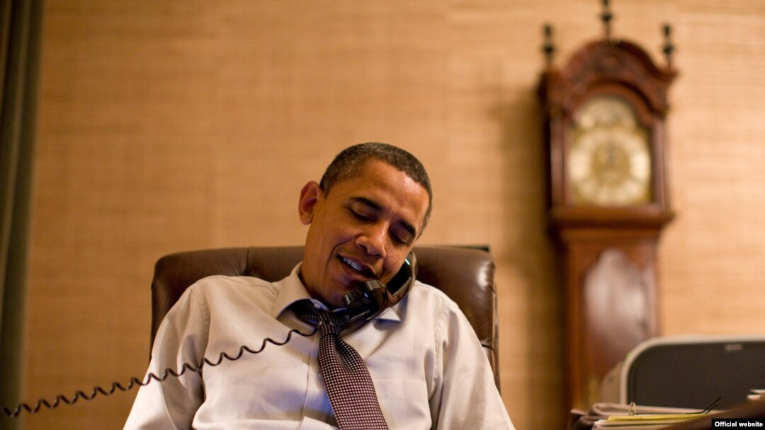 U.S. President Barack Obama called Republican leader John Boehner after the Republicans took control of the U.S. House of Representatives in midterm election voting. (The White House/Pete Souza)