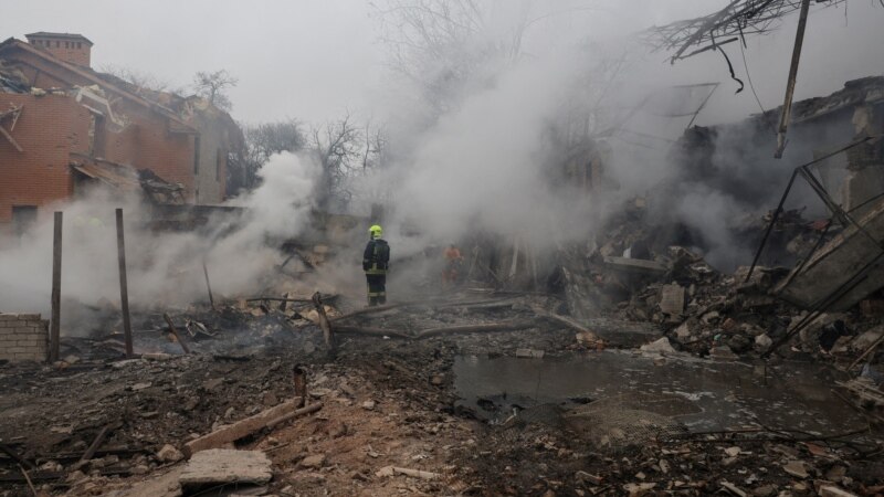 در حملات روسیه به دو منطقه در اوکراین دستکم ۱۶ نفر کشته شدند