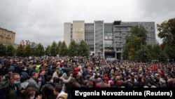 The protest was organized by several Russian politicians, mostly Communists, who said they were cheated of victory in recent elections.