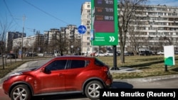 За її словами, державна мережа АЗК «Укрнафта» вже відреагувала на ситуація на світових ринках та розпочала зниження цін