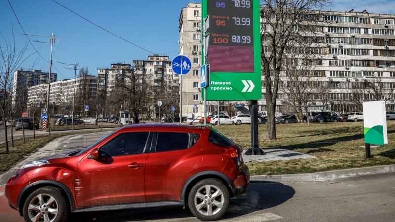 Свириденко: очікується зниження цін на пальне в Україні з огляду на ситуацію на світових ринках