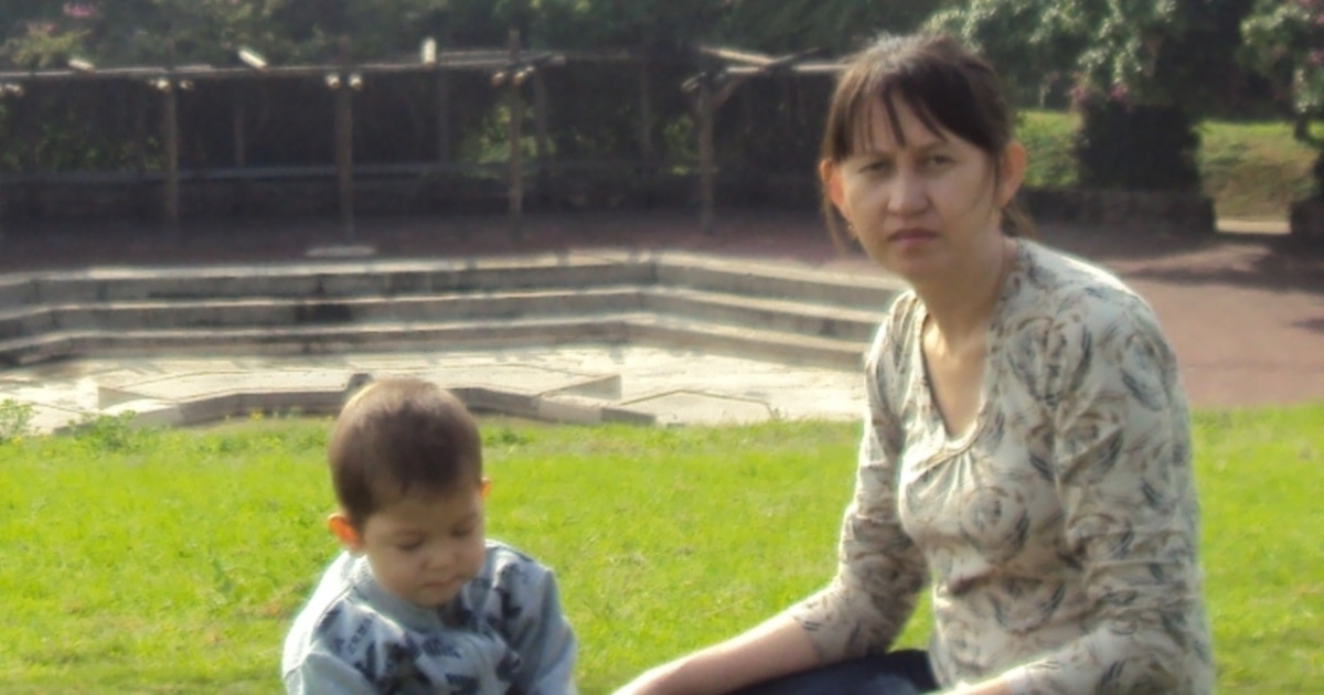 Дағыстандық әйелді трафарет (үйде жасалған видео) Дағыстандық әйелді трафарет (үйде жасалған видео)