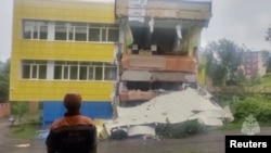 Жер сілкінісінен кейін қираған ғимараттардың бірі. 30 шілде 2025 жыл.
