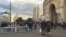 Москва. У метро Добрынинская. 