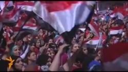 Opposing Protests Held In Cairo