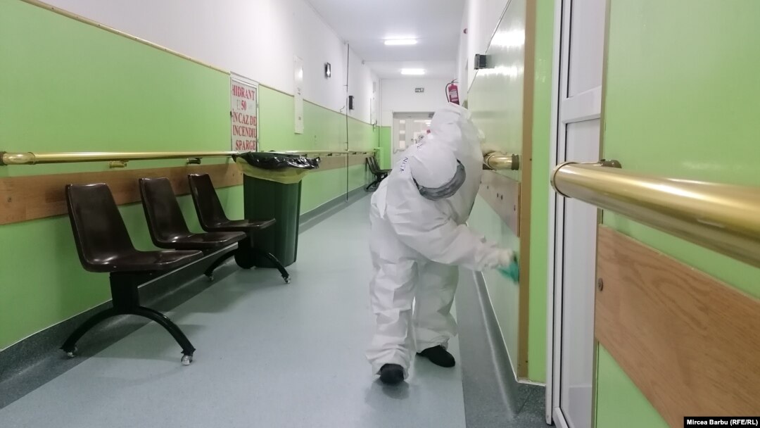 În ultimele 24 de ore s-au înregistrat mai puține infectări noi cu coronavirus