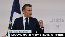 Про це Еммануель Макрон заявив, виступаючи перед військовими напередодні Дня взяття Бастилії
