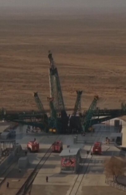 В продължение на десетилетия руската програма за пилотирани космически полети