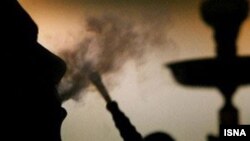 پلیس از سال گذشته به‌صورت جدی فعالیت قلیان‌سرا‌ها را تحت نظارت داشته است.