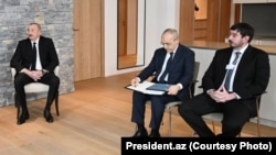 Ильхам Алиев (слева) и Гейдар Алиев-младший (справа)