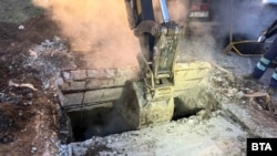 Днес питаме: Кой е виновен, че „Дружба 2“ остава без топла вода и парно?