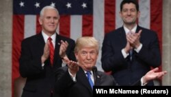 Trampning Kongressdagi nutqi 1 soatu 23 daqiqa davom etdi. 2018, 30 yanvar.