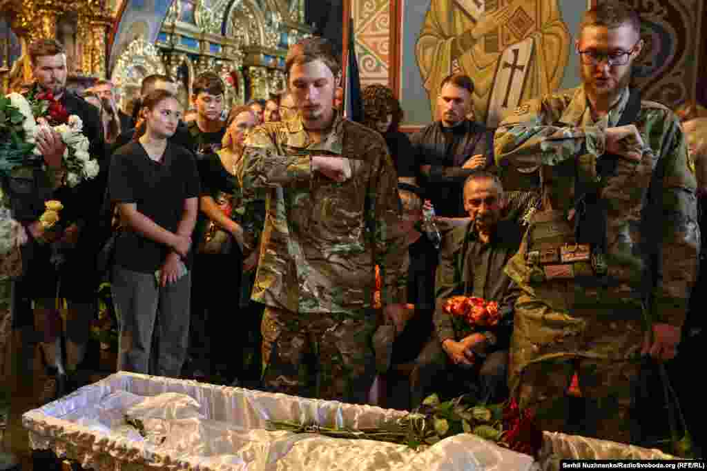 Коли Даниїлу Смирнову виповнилося 18 років, він повернувся в Україну, щоб піти на фронт. Служив у 3-й ОШБ, після поранення та реабілітації долучився до Міжнародного легіону ГУР