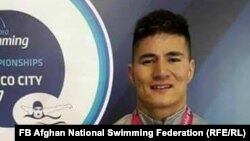 عباس کریمی، مدال نقره رقابت‌های جهانی شنا را از به‌دست آورد.