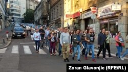 Građani u šetnji za Zorana Đinđića, u znak protesta protiv peticije kojom se traži oslobađanje osuđenog za njegovo ubistvo, Beograd, 4. oktobar 2021.
