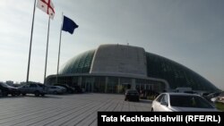 Здание парламента Грузии в Кутаиси